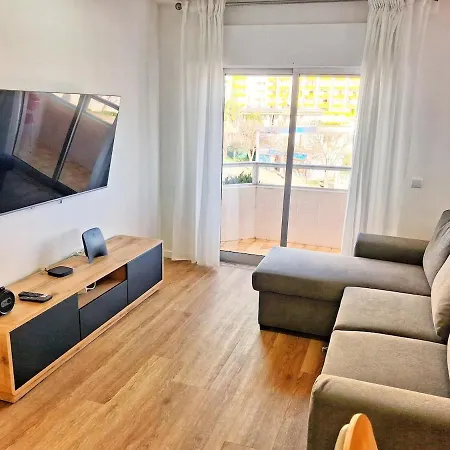 Large 2 Bedroom Flat With Swimming Pool And Air-conditioning ポルティマン